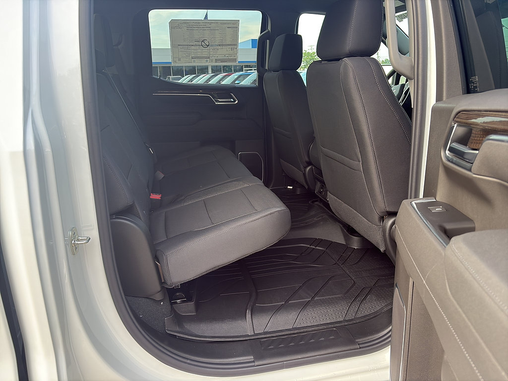 New 2026 Chevrolet Silverado 1500 RST w/ RST Select Package AWD/4WD image 13