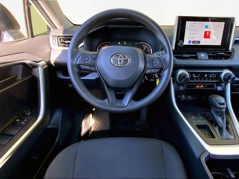 Used 2024 Toyota RAV4 LE image 8