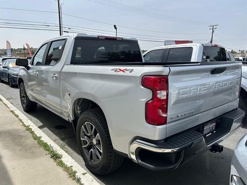 Used 2022 Chevrolet Silverado 1500 LT AWD/4WD image 8