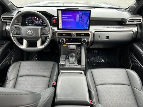 Used 2024 Toyota Tacoma TRD Off-Road image 22