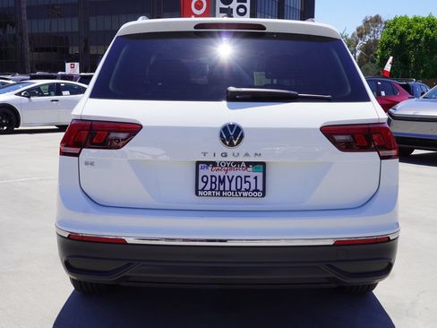 Used 2022 Volkswagen Tiguan SE FWD image 6