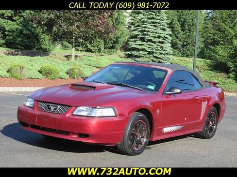 Used 2003 Ford Mustang Premium image 1