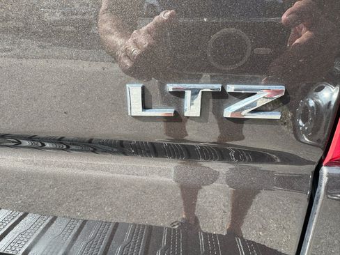 Used 2021 Chevrolet Silverado 1500 LTZ image 18