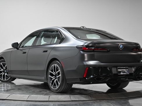 Used 2023 BMW 760i xDrive w/ Parking Assistance Package image 52