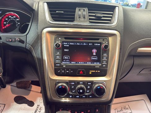 Used 2013 GMC Acadia Denali image 19
