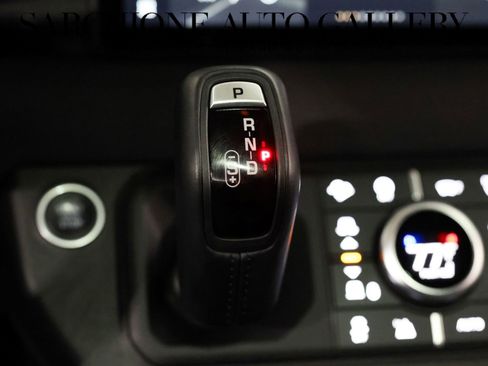 Used 2022 Land Rover Defender 90 X-Dynamic S image 29