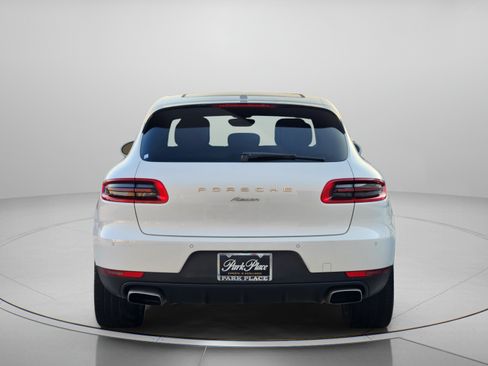 Used 2018 Porsche Macan AWD/4WD image 4