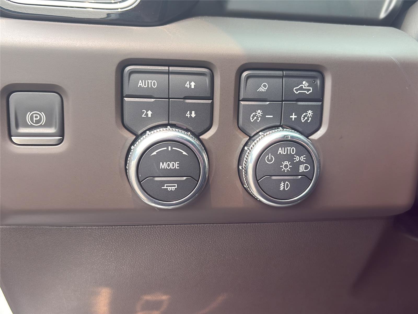 Used 2022 GMC Sierra 1500 Denali AWD/4WD image 36