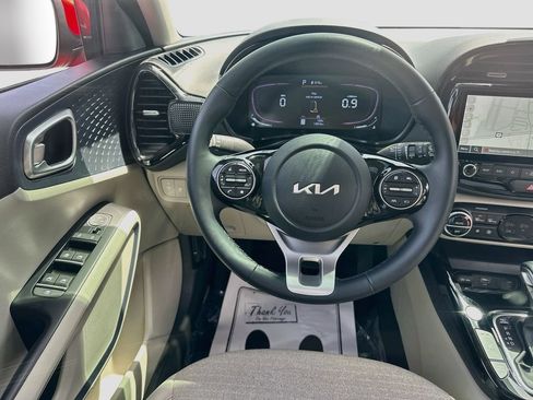 Certified 2024 Kia Soul EX FWD image 23
