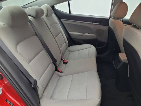 Used 2017 Hyundai Elantra SE w/ Cargo Package image 19