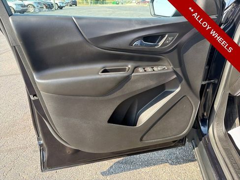 Used 2020 Chevrolet Equinox LT image 12