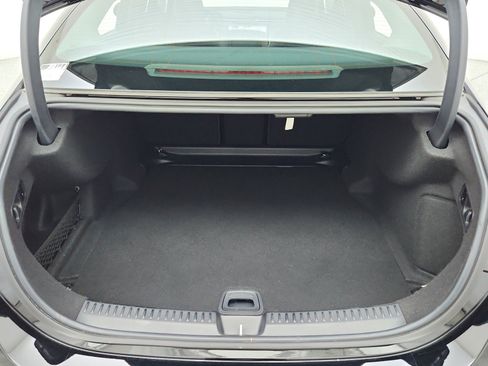Used 2025 Mercedes-Benz E 350 4MATIC Sedan image 34
