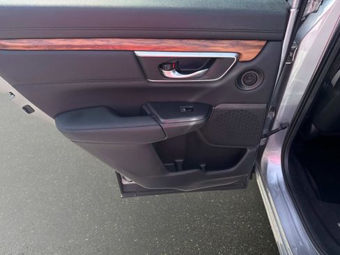 Used 2022 Honda CR-V Touring image 10