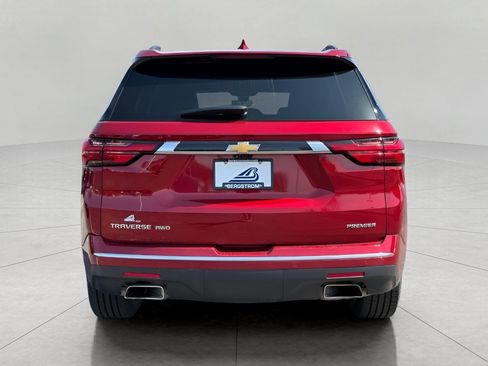 Used 2023 Chevrolet Traverse Premier w/ LPO, Floor Liner Package AWD/4WD image 5
