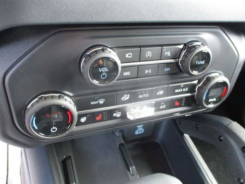 New 2025 Ford Bronco Raptor image 14