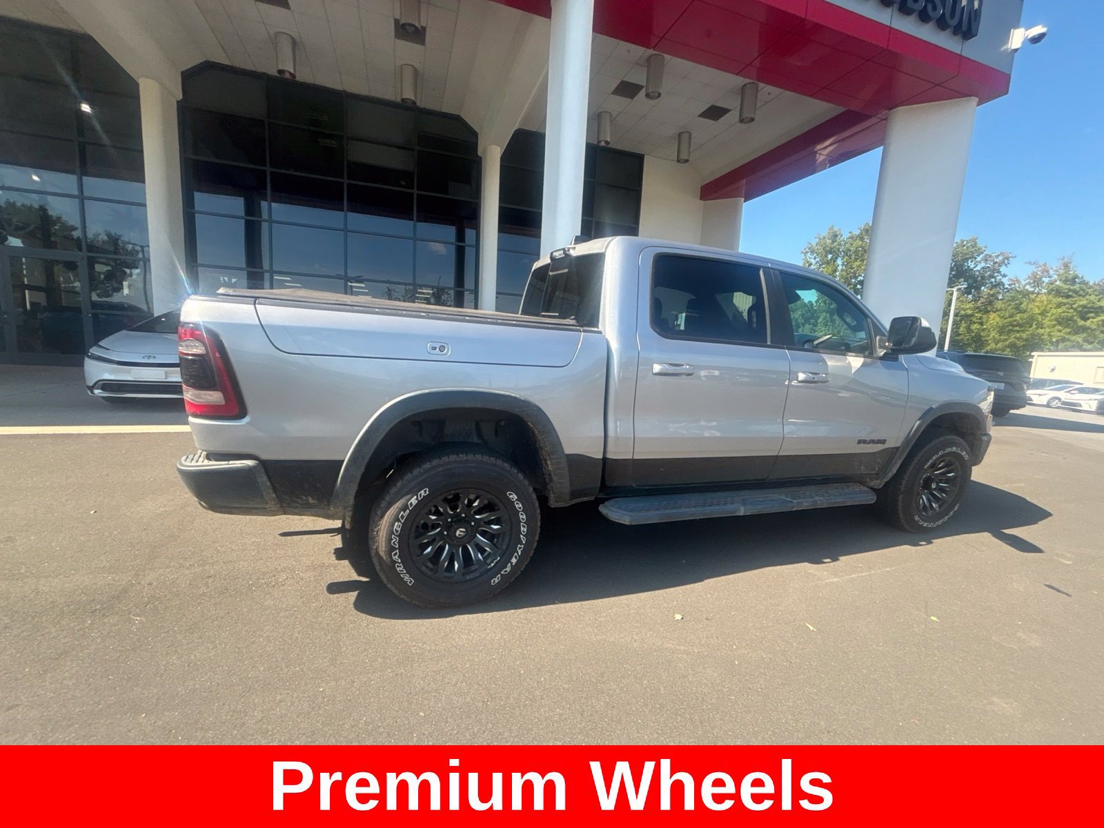 Used 2022 RAM 1500 Rebel w/ Rebel Level 2 Equipment Group AWD/4WD image 10