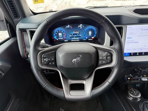 Certified 2025 Ford Bronco Heritage Edition AWD/4WD image 20