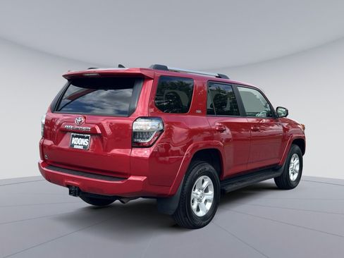 Used 2024 Toyota 4Runner SR5 AWD/4WD image 11
