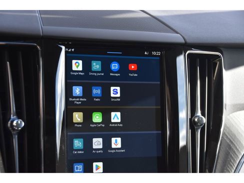 Certified 2025 Volvo XC60 T8 Plus w/ Protection Package Premier image 19