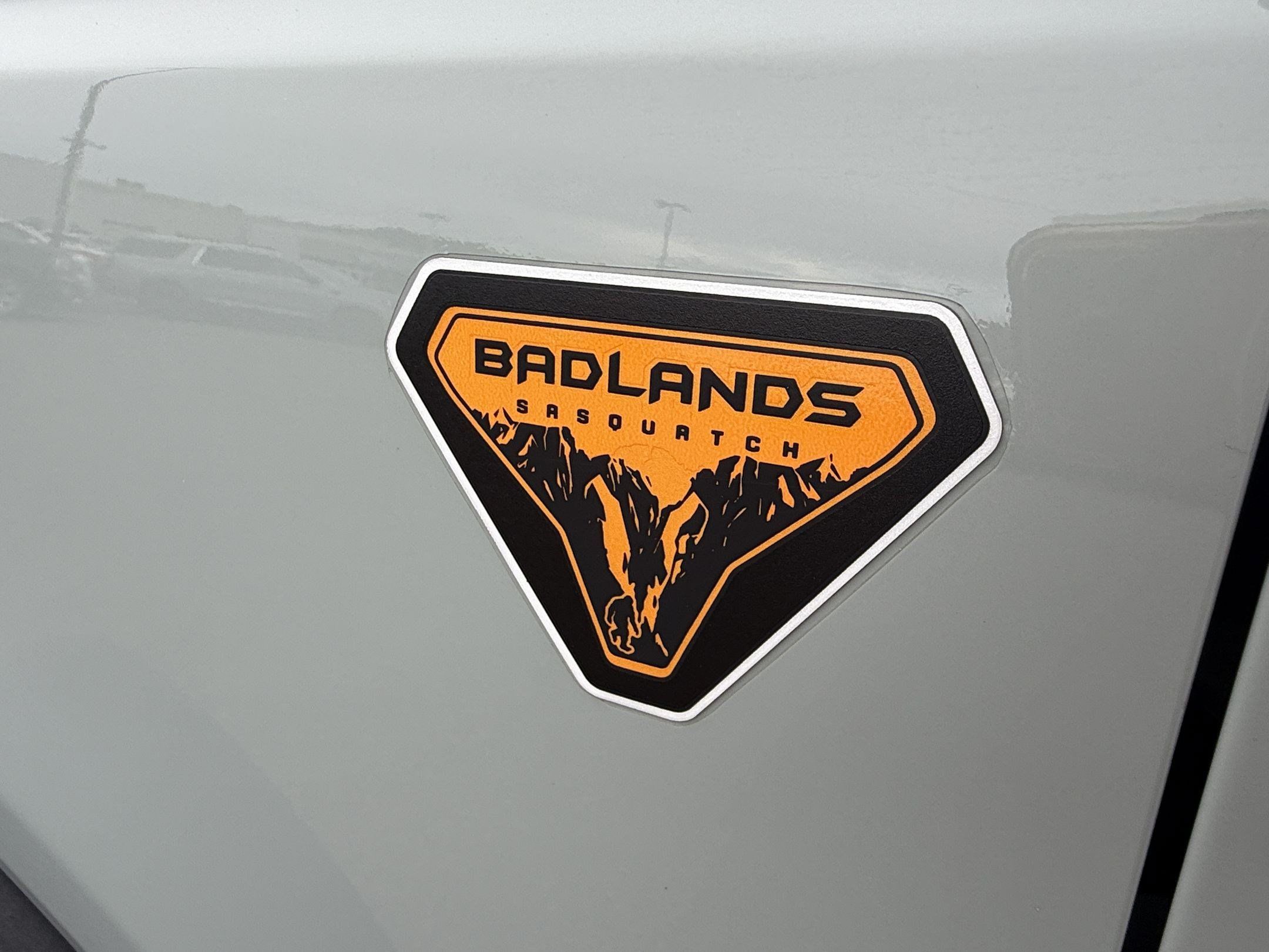 Used 2023 Ford Bronco Badlands w/ Sasquatch Package AWD/4WD image 26