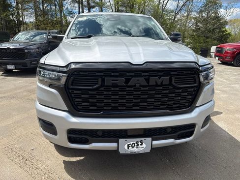 New 2026 RAM 1500 4x4 Crew Cab image 8