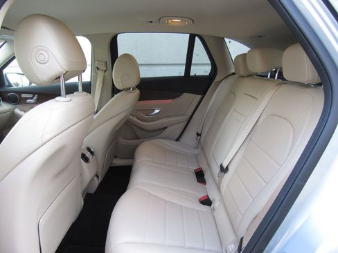 Certified 2022 Mercedes-Benz GLC 300 GLC 300 image 15