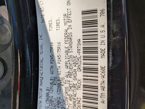 Used 2017 Toyota Tacoma SR5 image 33