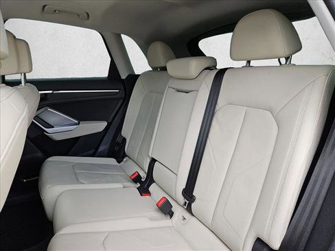 Used 2019 Audi Q3 2.0T Premium Plus w/ Premium Plus Package image 20