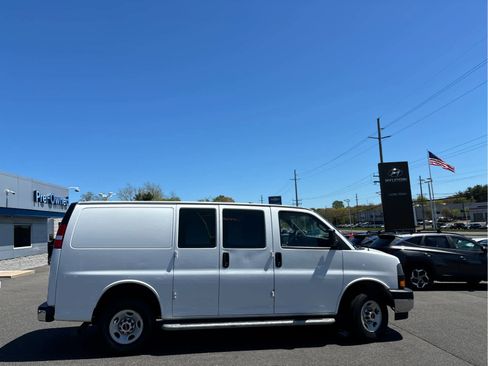 Certified 2024 GMC Savana 2500 w/ Driver Convenience Package RWD image 3