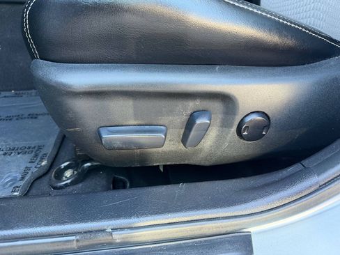 Used 2013 Toyota Camry SE FWD image 13