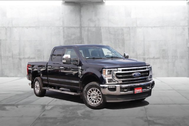Used 2021 Ford F250 Lariat w/ Lariat Ultimate Package AWD/4WD image 2