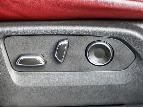 Used 2025 Cadillac Escalade Sport w/ Touring Package image 22