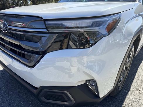 New 2025 Subaru Forester Limited image 9