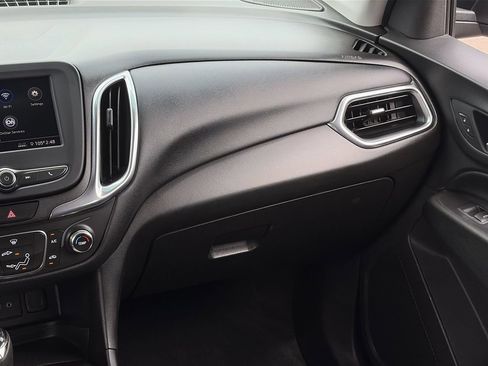 Used 2020 Chevrolet Equinox LT FWD image 15