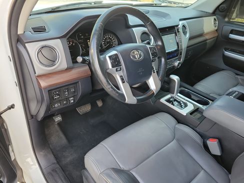 Used 2018 Toyota Tundra Limited image 3
