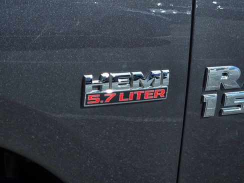 Used 2018 RAM 1500 Express image 9