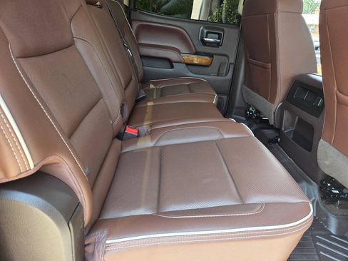 Used 2016 Chevrolet Silverado 2500 High Country w/ Duramax Plus Package AWD/4WD image 13