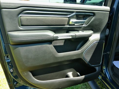 Used 2024 RAM 1500 Laramie AWD/4WD image 20