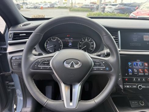 Certified 2025 INFINITI QX55 Luxe w/ Cargo Package AWD/4WD image 18
