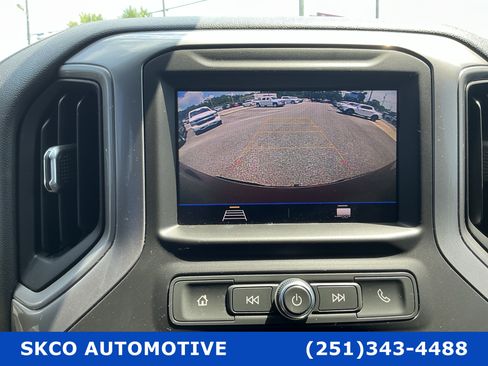 Used 2022 Chevrolet Silverado 1500 Custom w/ Safety Confidence Package RWD image 17