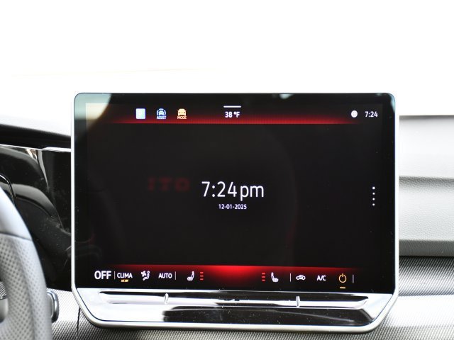 New 2026 Volkswagen GTI SE FWD image 27