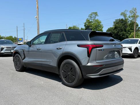 New 2025 Chevrolet Blazer EV LT w/ Super Cruise Package AWD/4WD image 2