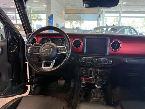 Used 2020 Jeep Gladiator Rubicon AWD/4WD image 27