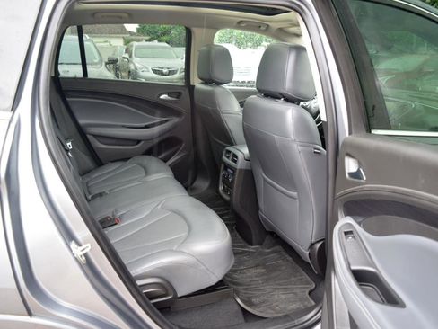 Used 2020 Buick Envision Premium AWD/4WD image 39