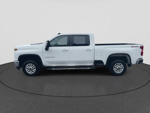 Used 2025 Chevrolet Silverado 2500 LT w/ Convenience Package AWD/4WD image 5