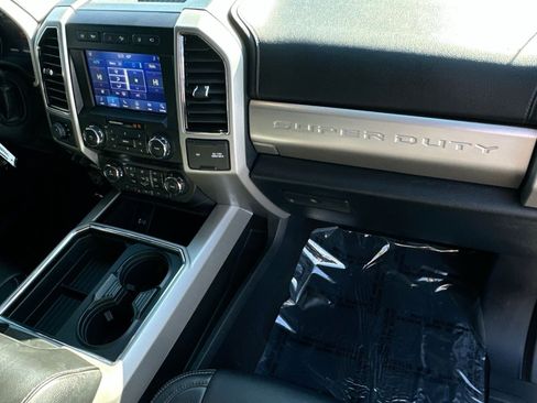 Used 2021 Ford F450 Lariat w/ Lariat Value Package image 38