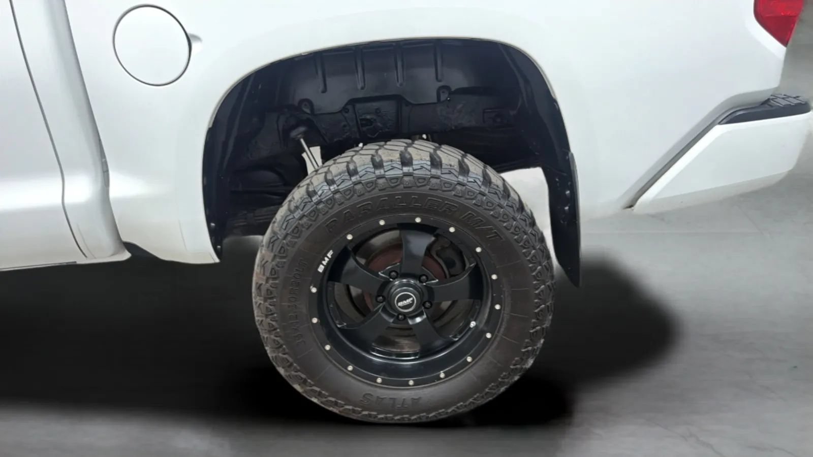 Used 2016 Toyota Tundra Platinum AWD/4WD image 25