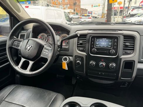 Used 2013 RAM 1500 Express image 25