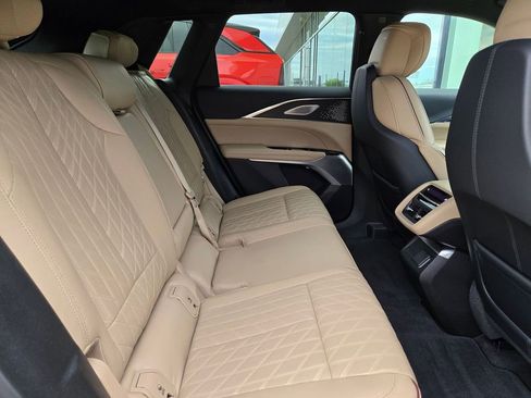 Certified 2024 Cadillac Lyriq Luxury w/ Nappa Leather Package image 30