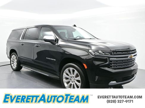 Used 2021 Chevrolet Suburban Premier AWD/4WD image 1